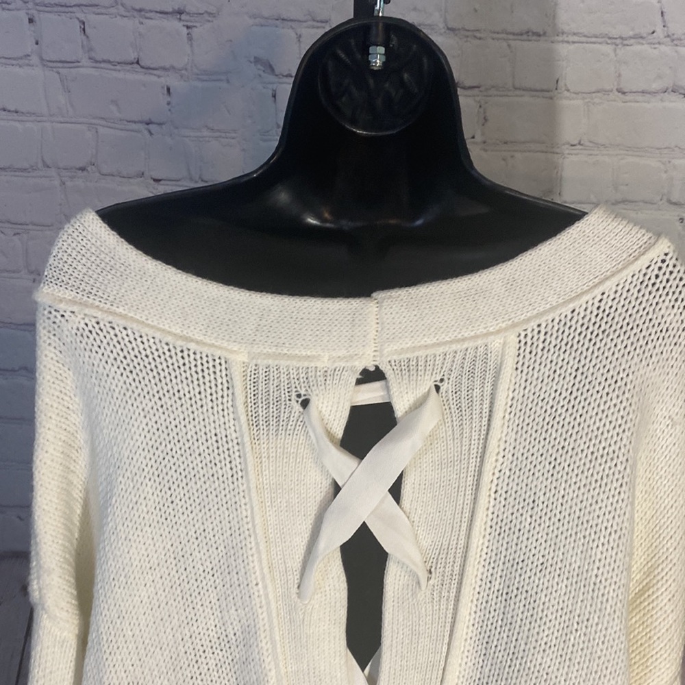 NWT WONDERLY  CURVY LACE UP DROP SHOULDER SWEATER 3x - Picture 8 of 12